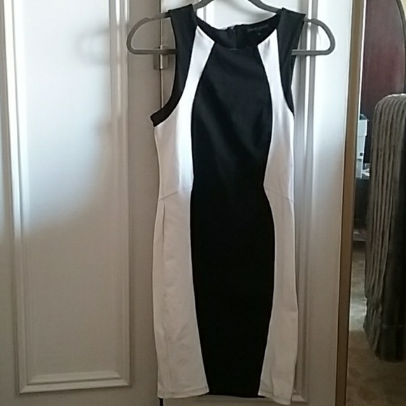 DAVID LERNER Colorblock Dress - Picture 5 of 7